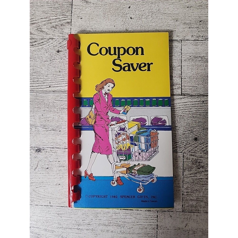 Vintage Coupon Saver Book with Internal Pockets 1982 from Spencer Gifts 6.5"